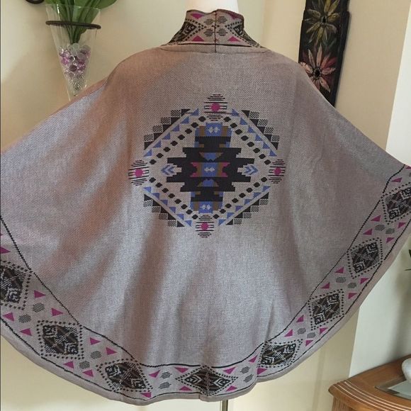 Grey & Mauve Southwestern Flutter Cardigan - Picture 4 of 4